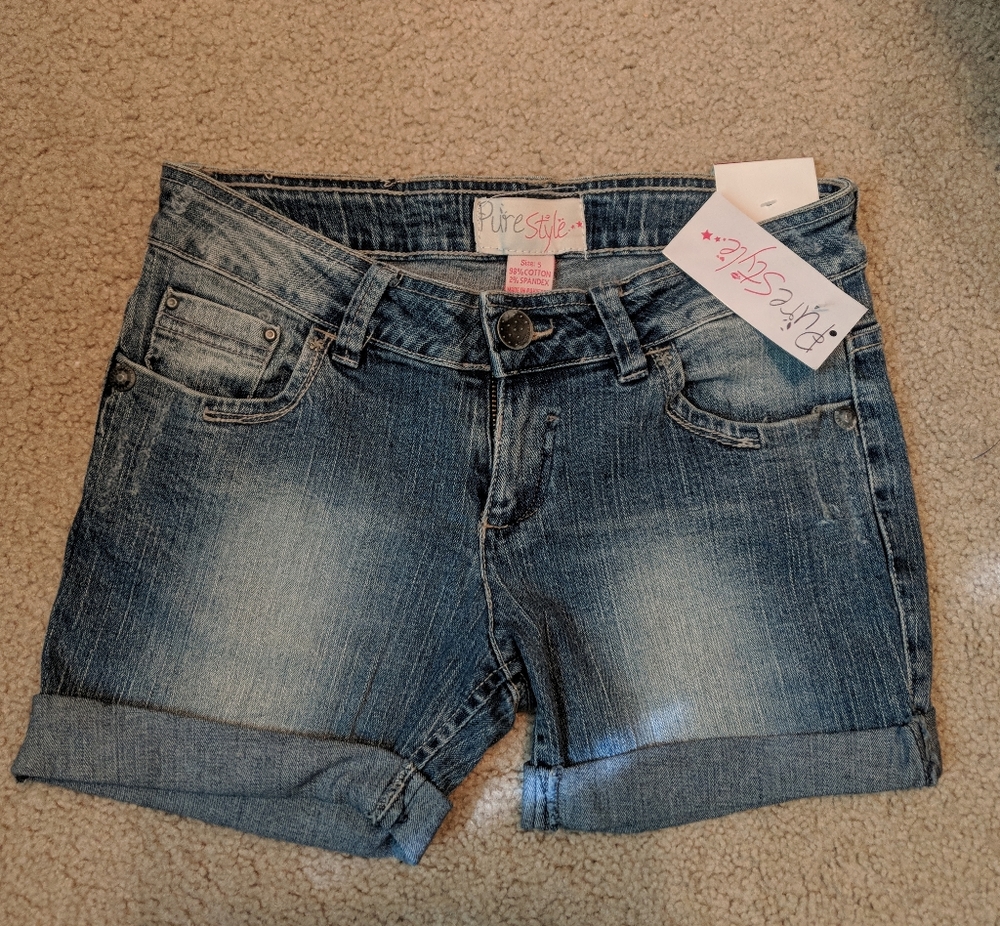 Pure style jean midi shorts - cuffed hem - denim - size 5 - mid rise